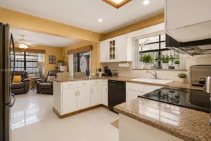 520 NW 132nd Ct, Miami, FL 33182 - Photo 5
