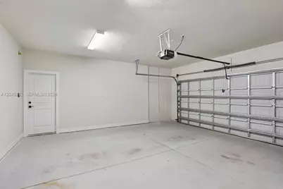1636 Trailhead Ter, Hollywood, FL 33021 - Photo 43