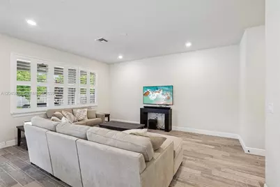 1636 Trailhead Ter, Hollywood, FL 33021 - Photo 15