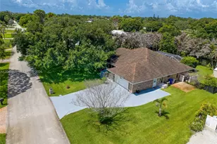 465 11th Ave, Vero Beach, FL 32962 - Photo 13