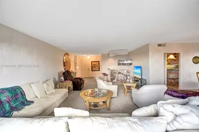9801 Collins Ave #8S, Bal Harbour, FL 33154 - Photo 17