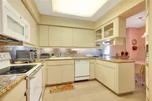 9801 Collins Ave, Bal Harbour, FL 33154 - Photo 23