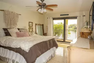 1222 SW 120th Way, Davie, FL 33325 - Photo 9