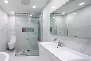 18250 NW 86th Ave, Hialeah, FL 33015 - Photo 9