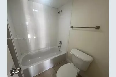 5112 NW 79 Ave #202, Doral, FL 33166 - Photo 9