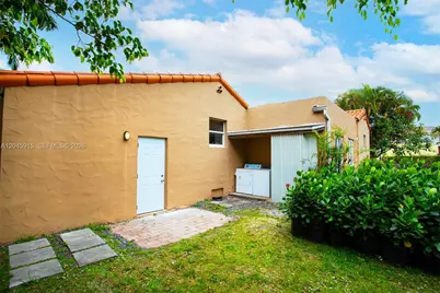 236 SW 28th Rd, Miami, FL 33129 - Photo 29