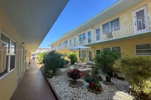 8101 Abbott Ave, Miami Beach, FL 33141 - Photo 15