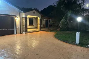 13650 SW 283rd Terrace, Homestead, FL 33033 - Photo 5