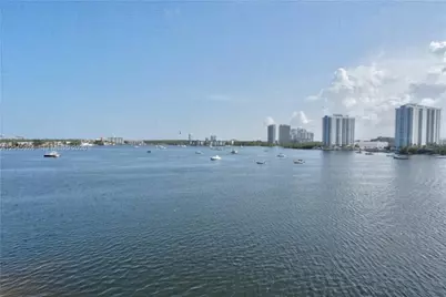3000 Marcos Dr #P612, Aventura, FL 33160 - Photo 3
