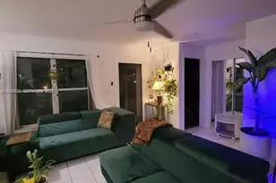 132 Sparrow Dr, Royal Palm Beach, FL 33411 - Photo 3