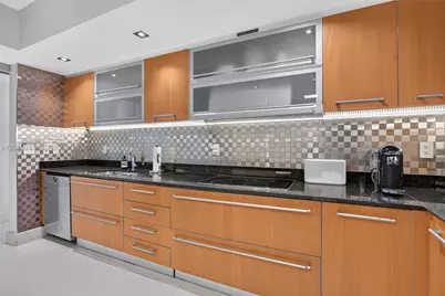 400 Alton Rd #706, Miami Beach, FL 33139 - Photo 27