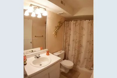 2361 NW 33rd St #604, Oakland Park, FL 33309 - Photo 5