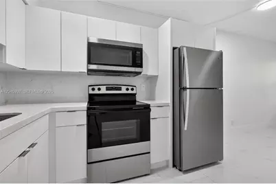 1740 Funston St #6, Hollywood, FL 33020 - Photo 17