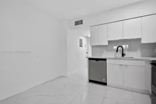1740 Funston St, Hollywood, FL 33020 - Photo 11