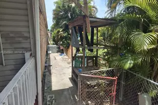 19800 SW 180th Ave, Miami, FL 33187 - Photo 7