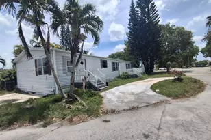 19800 SW 180th Ave, Miami, FL 33187 - Photo 31