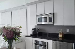 92 SW 3rd St, Miami, FL 33130 - Photo 5