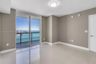 50 Biscayne Blvd, Miami, FL 33132 - Photo 9