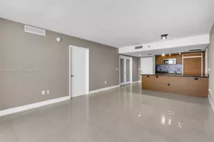 50 Biscayne Blvd, Miami, FL 33132 - Photo 5