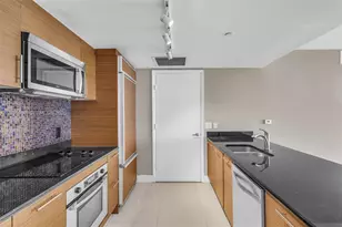 50 Biscayne Blvd, Miami, FL 33132 - Photo 7
