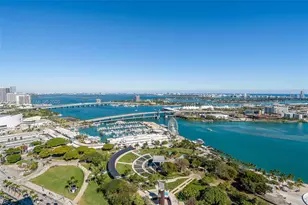 50 Biscayne Blvd, Miami, FL 33132 - Photo 3