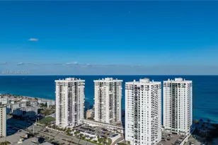2101 S Ocean Dr, Hollywood, FL 33019 - Photo 47