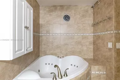 2101 S Ocean Dr #606, Hollywood, FL 33019 - Photo 15