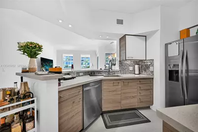 3245 NE 184th St #13104, Aventura, FL 33160 - Photo 9