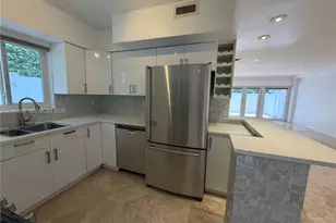 7312 Gary Ave, Miami Beach, FL 33141 - Photo 9