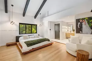 1977 S Oak Haven Cir, Miami, FL 33179 - Photo 19