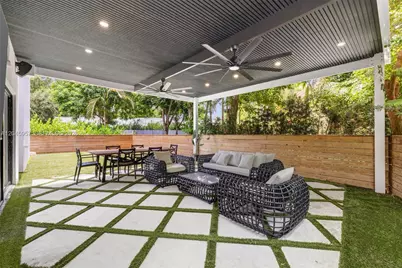 1977 S Oak Haven Cir, Miami, FL 33179 - Photo 33