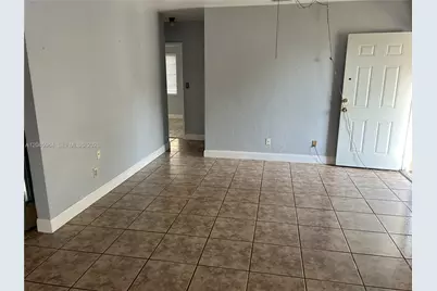 1355 NW 86th St, Miami, FL 33147 - Photo 5