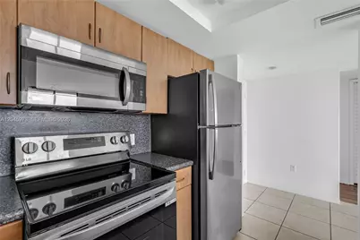 1690 SW 27th Ave #608, Miami, FL 33145 - Photo 11
