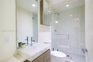 360 Ocean Dr, Key Biscayne, FL 33149 - Photo 23