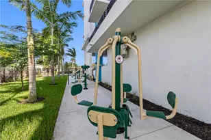 4 N Federal Hwy, Dania Beach, FL 33004 - Photo 25