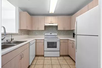 50 Menores Ave #805, Coral Gables, FL 33134 - Photo 5