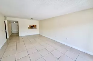 1975 W 44th Pl, Hialeah, FL 33012 - Photo 11