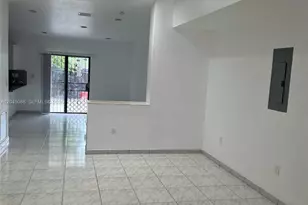 11461 SW 193rd St, Miami, FL 33157 - Photo 3