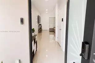 1183 NW 2nd St, Florida City, FL 33034 - Photo 3