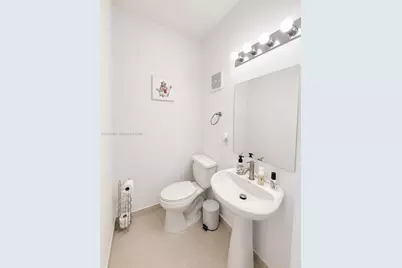 1183 NW 2nd St, Florida City, FL 33034 - Photo 9