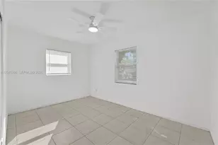 1201 NW 10th Pl, Fort Lauderdale, FL 33311 - Photo 7