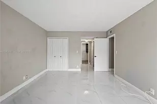 14203 SW 66th St, Miami, FL 33183 - Photo 13