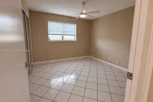 6080 NW 44th St, Lauderhill, FL 33319 - Photo 13