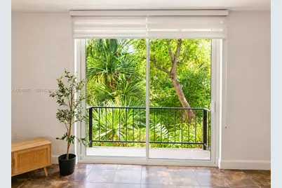 1655 NE 115th St #28B, Miami, FL 33181 - Photo 3