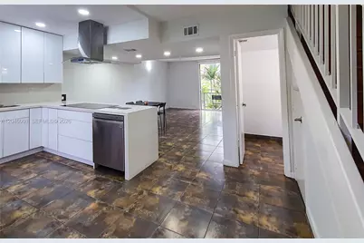 1655 NE 115th St #28B, Miami, FL 33181 - Photo 5