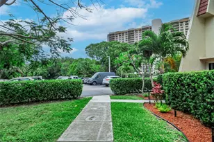 1655 NE 115th St, Miami, FL 33181 - Photo 35