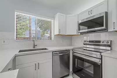 13765 SW 145th St, Miami, FL 33186 - Photo 7