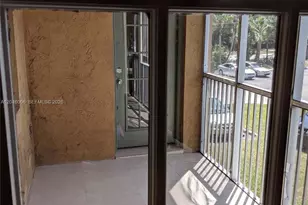 4015 W McNab Rd, Pompano Beach, FL 33069 - Photo 17