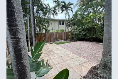 101 NE 8th Ave #1, Fort Lauderdale, FL 33301 - Photo 19