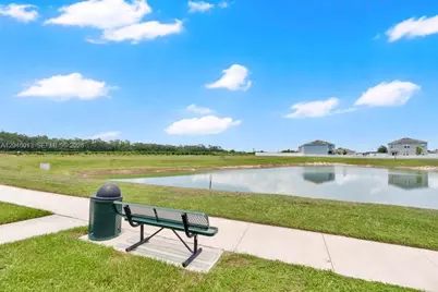 2415 Taloncrest Ct, Other City - In The State Of Florida, FL 33839 - Photo 33